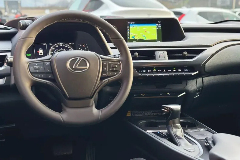 Lexus UX din 2021 cu 82.124 km - oferta LEX213318 - foto 14