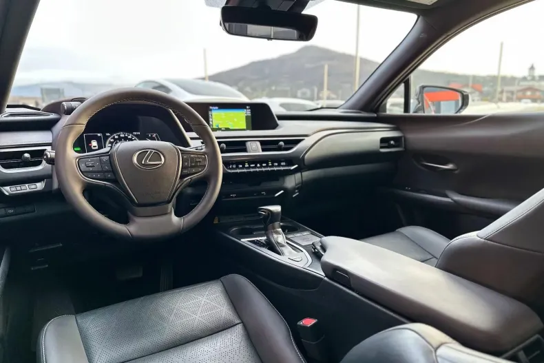 Lexus UX din 2021 cu 82.124 km - oferta LEX213318 - foto 15