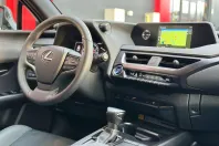Lexus UX din 2021 cu 82.124 km - oferta LEX213318 - foto 21