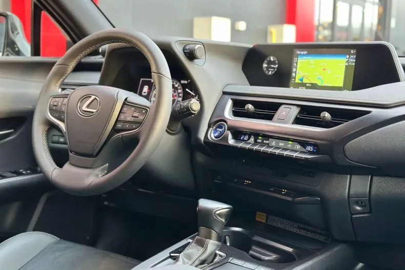 Lexus UX din 2021 cu 82.124 km - oferta LEX213318 - foto 21