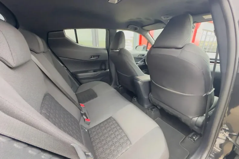 Toyota C-HR din 2021 cu 139.696 km - oferta TOY213319 - foto 19