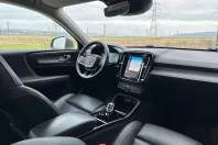 Volvo XC40 din 2021 cu 82.747 km - oferta VOL213320 - foto 2
