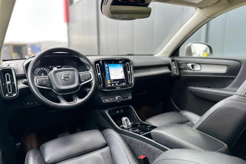 Volvo XC40 din 2021 cu 82.747 km - oferta VOL213320 - foto 15