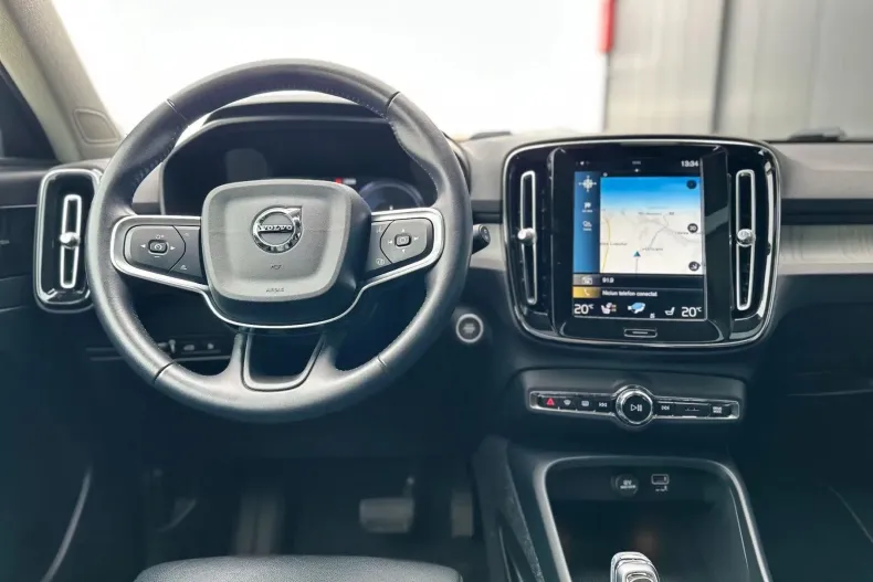 Volvo XC40 din 2021 cu 82.747 km - oferta VOL213320 - foto 25