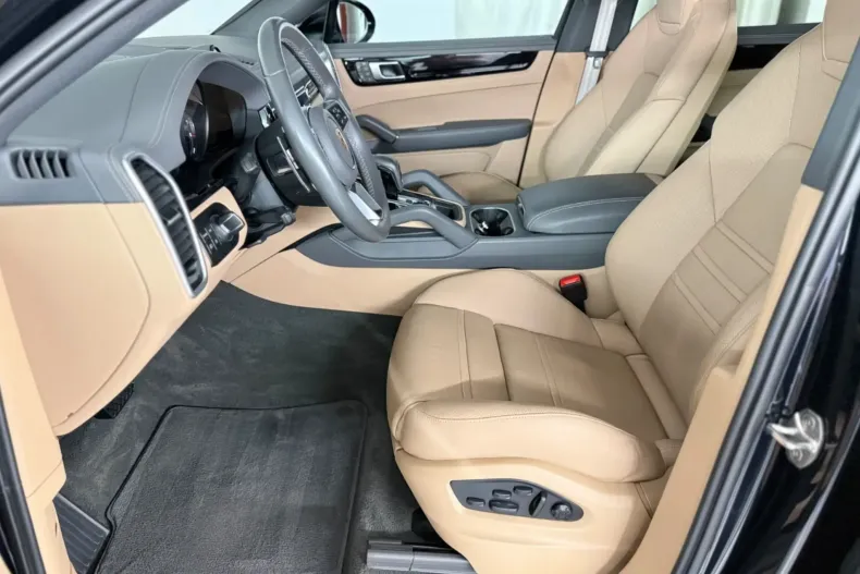 Porsche Cayenne Coupe din 2023 cu 83.815 km - oferta POR213322 - foto 5