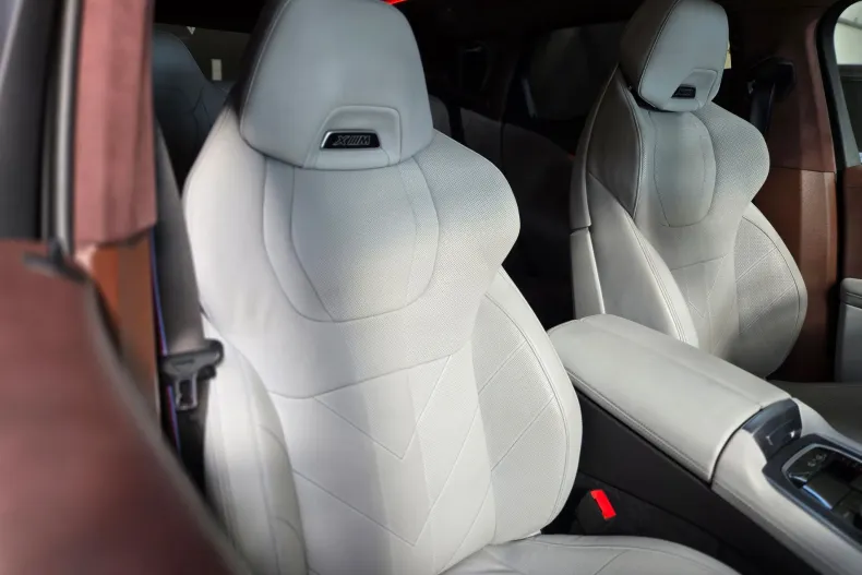 BMW XM (Seria X) din 2023 cu 53.100 km - oferta BMW213326 - foto 4
