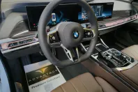 BMW 740d (Seria 7) din 2025 cu 20 km - oferta BMW213329 - foto 5