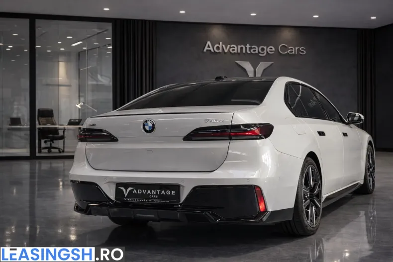 BMW 740d (Seria 7) din 2025 cu 20 km - oferta BMW213329 - foto 6