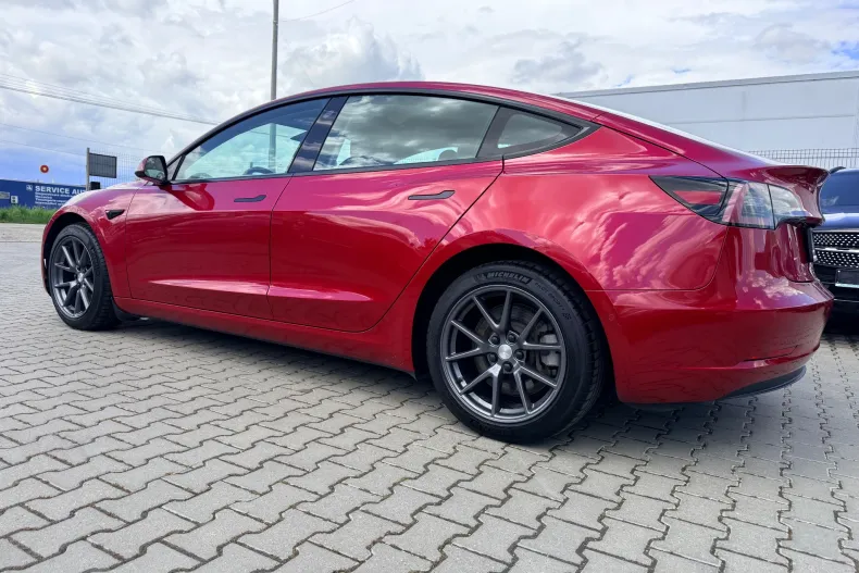 Tesla Model 3 din 2021 cu 138.000 km - oferta TES213335 - foto 2