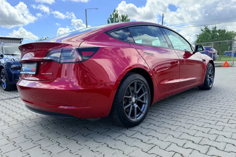 Tesla Model 3 din 2021 cu 138.000 km - oferta TES213335 - foto 3