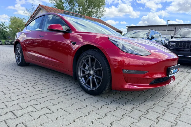 Tesla Model 3 din 2021 cu 138.000 km - oferta TES213335 - foto 6