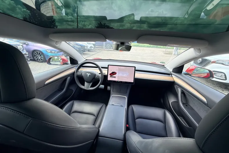 Tesla Model 3 din 2021 cu 138.000 km - oferta TES213335 - foto 7