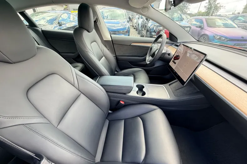 Tesla Model 3 din 2021 cu 138.000 km - oferta TES213335 - foto 9