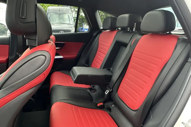 Mercedes-Benz GLC din 2025 cu 10 km - oferta MER213340 - foto 21