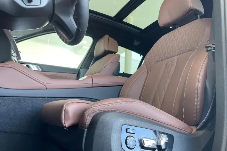BMW X6 M (Seria X) din 2025 cu 6.500 km - oferta BMW213348 - foto 11