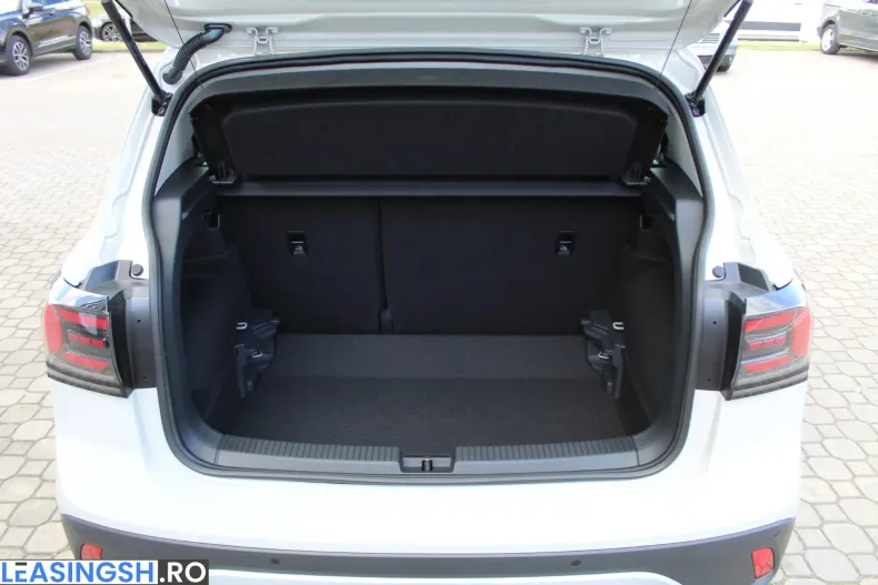 Volkswagen T-Cross din 2026 cu 10 km - oferta VOL213351 - foto 12