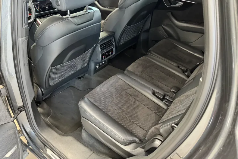 Audi Q7 din 2020 cu 106.821 km - oferta AUD213354 - foto 19