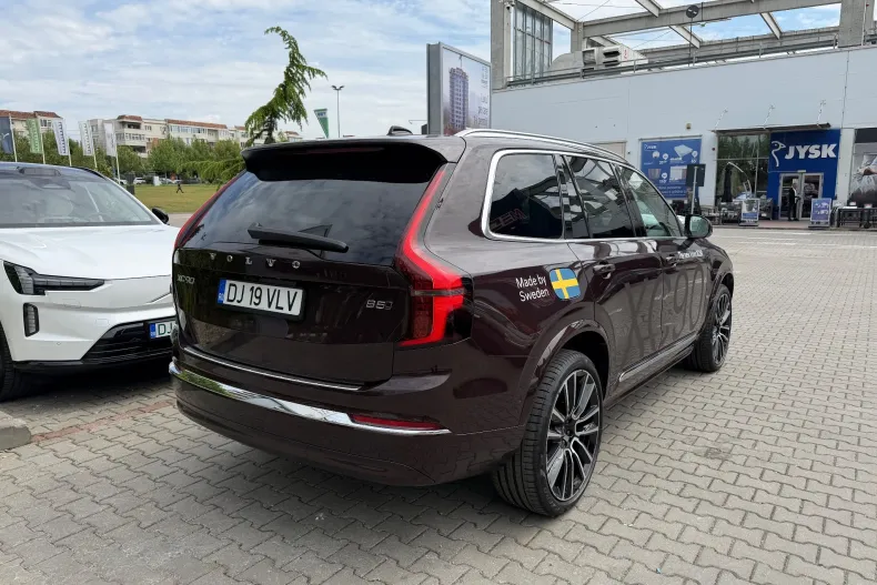 Volvo XC90 din 2026 cu 1.638 km - oferta VOL213356 - foto 5