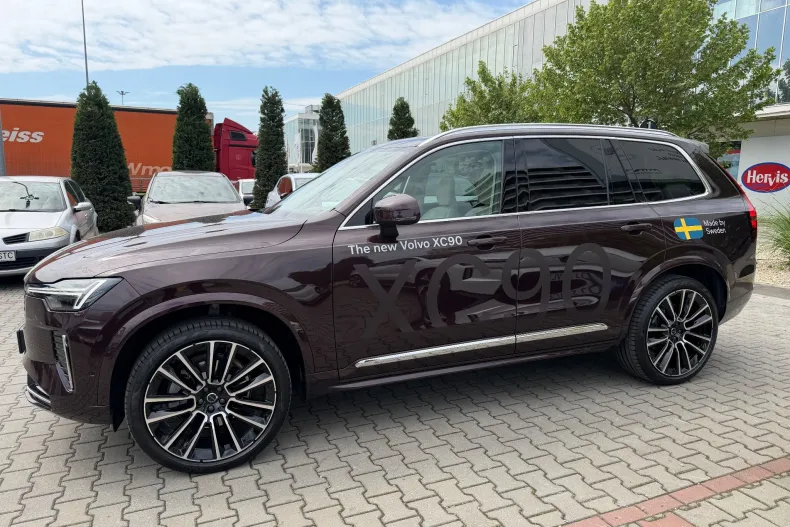 Volvo XC90 din 2026 cu 1.638 km - oferta VOL213356 - foto 7