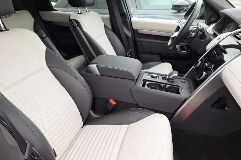 Land Rover Discovery din 2022 cu 55.000 km - oferta LAN213369 - foto 4