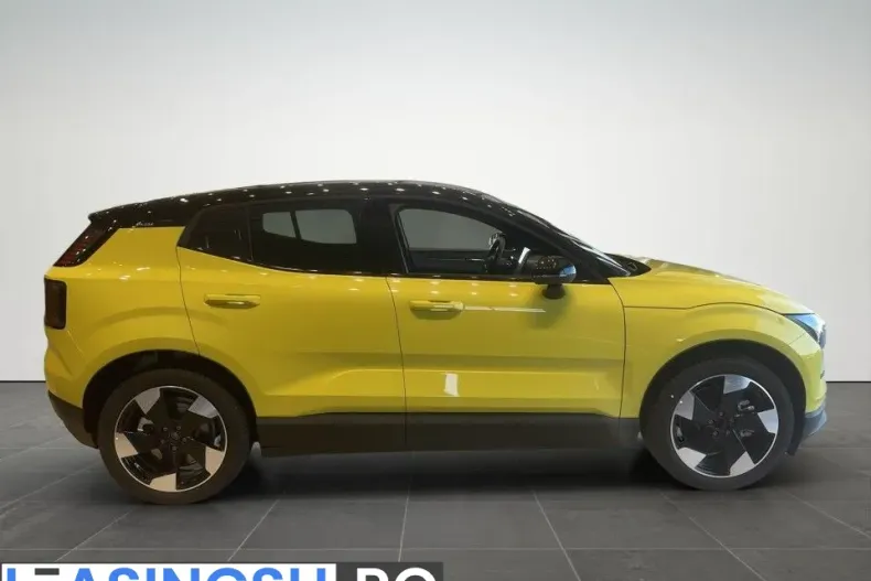 Volvo EX30 din 2025 cu 10 km - oferta VOL213372 - foto 7