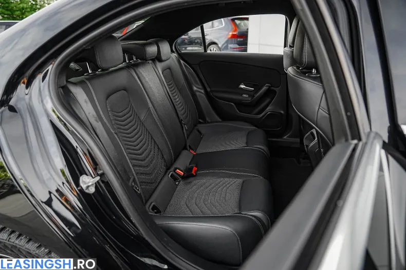 Mercedes-Benz A 250 (Clasa A) din 2022 cu 166.750 km - oferta MER213379 - foto 15