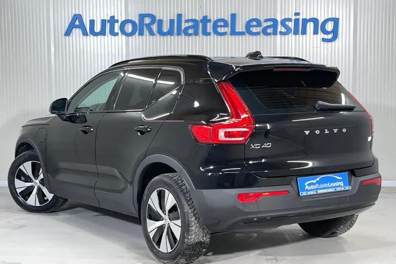Volvo XC40 din 2020 cu 98.953 km - oferta VOL213385 - foto 4