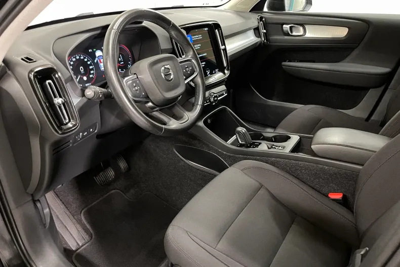 Volvo XC40 din 2020 cu 98.953 km - oferta VOL213385 - foto 5