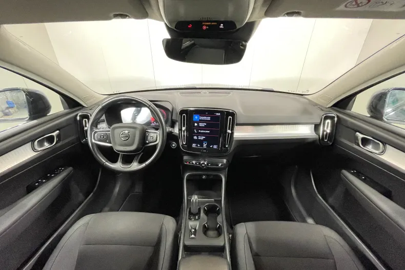 Volvo XC40 din 2020 cu 98.953 km - oferta VOL213385 - foto 7