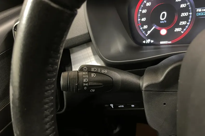 Volvo XC40 din 2020 cu 98.953 km - oferta VOL213385 - foto 21