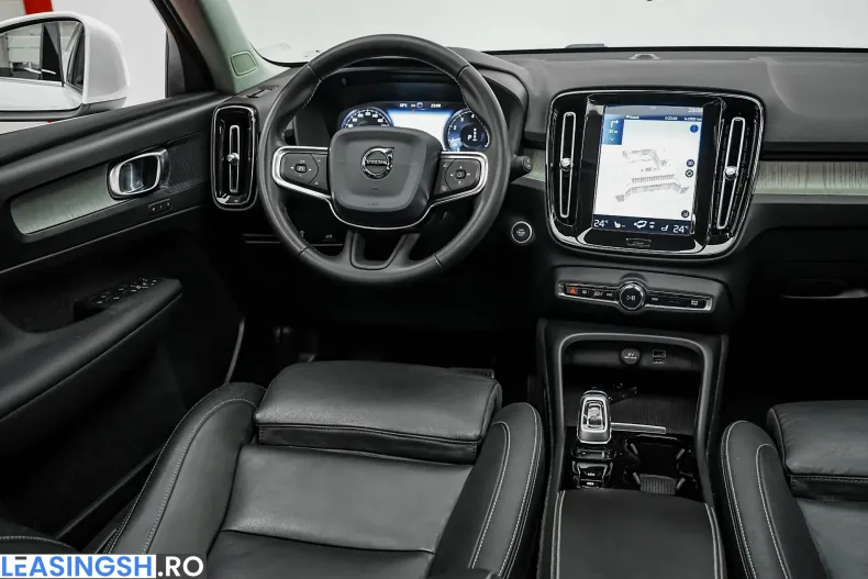 Volvo XC40 din 2020 cu 101.000 km - oferta VOL213387 - foto 14