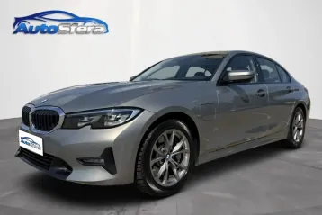 BMW 330e din 2021 - oferta BMW213388