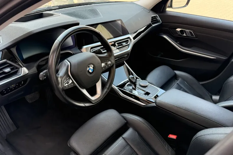 BMW 330e (Seria 3) din 2021 cu 127.409 km - oferta BMW213388 - foto 11