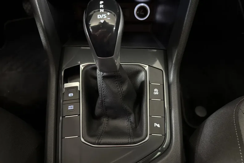 Volkswagen Tiguan din 2021 cu 92.360 km - oferta VOL213395 - foto 17