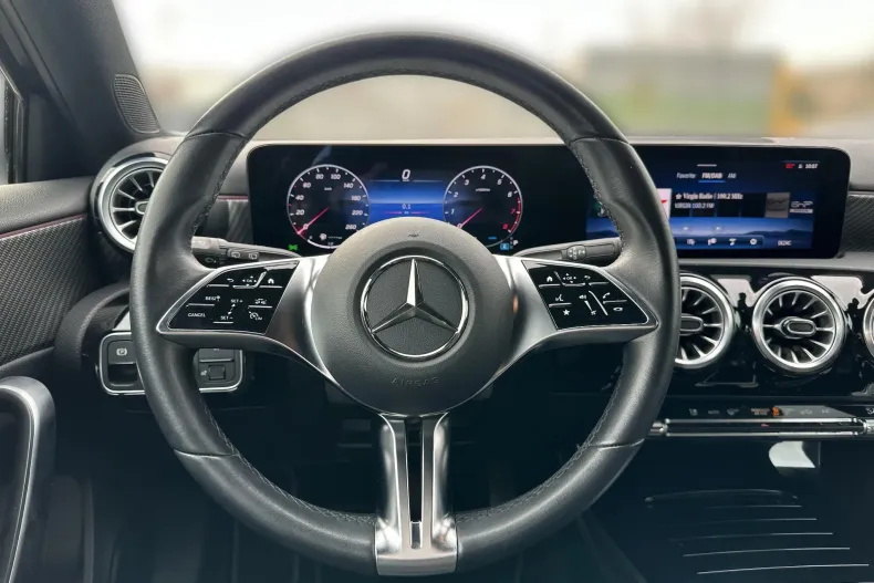 Mercedes-Benz A 180 (Clasa A) din 2023 cu 91.762 km - oferta MER213403 - foto 16