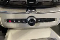 Volvo XC60 din 2021 cu 77.689 km - oferta VOL213405 - foto 23