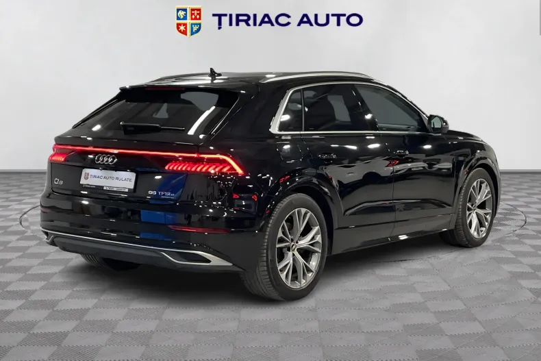 Audi Q8 din 2021 cu 82.121 km - oferta AUD213407 - foto 5