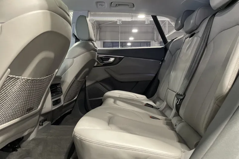 Audi Q8 din 2021 cu 82.121 km - oferta AUD213407 - foto 12