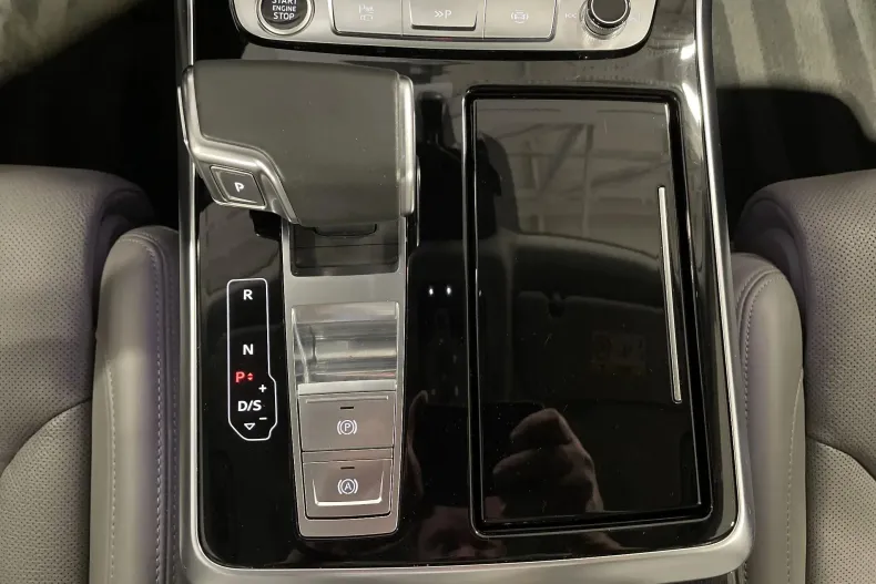 Audi Q8 din 2021 cu 82.121 km - oferta AUD213407 - foto 18