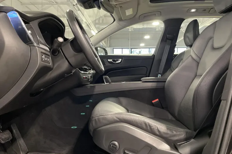 Volvo XC60 din 2022 cu 94.277 km - oferta VOL213412 - foto 23