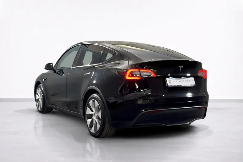 Tesla Model Y din 2023 cu 82.300 km - oferta TES213428 - foto 3
