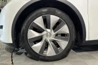 Tesla Model Y din 2023 cu 48.940 km - oferta TES213429 - foto 13