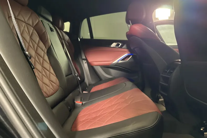 BMW X6 (Seria X) din 2023 cu 75.759 km - oferta BMW213439 - foto 12