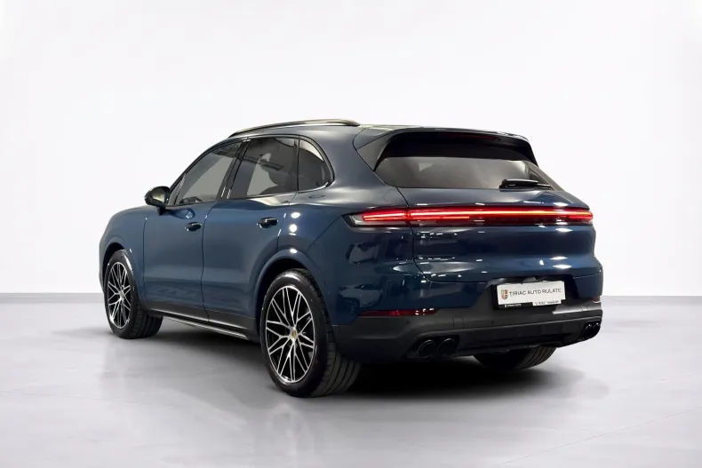 Porsche Cayenne din 2024 cu 7.305 km - oferta POR213444 - foto 3