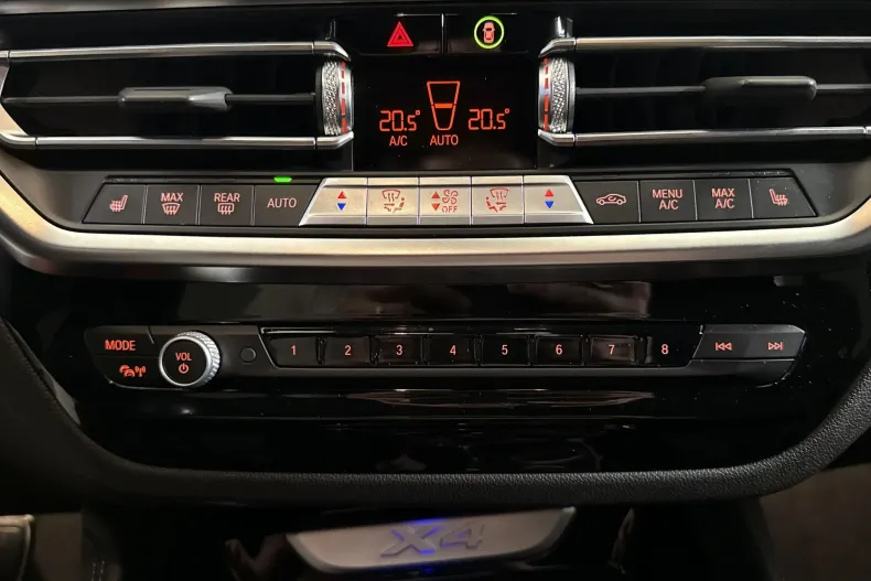 BMW X4 (Seria X) din 2023 cu 65.500 km - oferta BMW213446 - foto 18