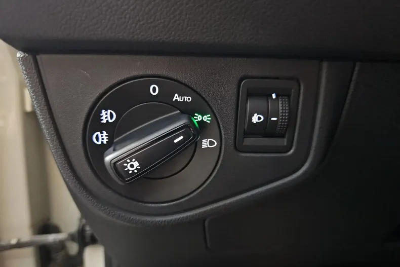 Volkswagen Polo din 2022 cu 86.580 km - oferta VOL213454 - foto 16