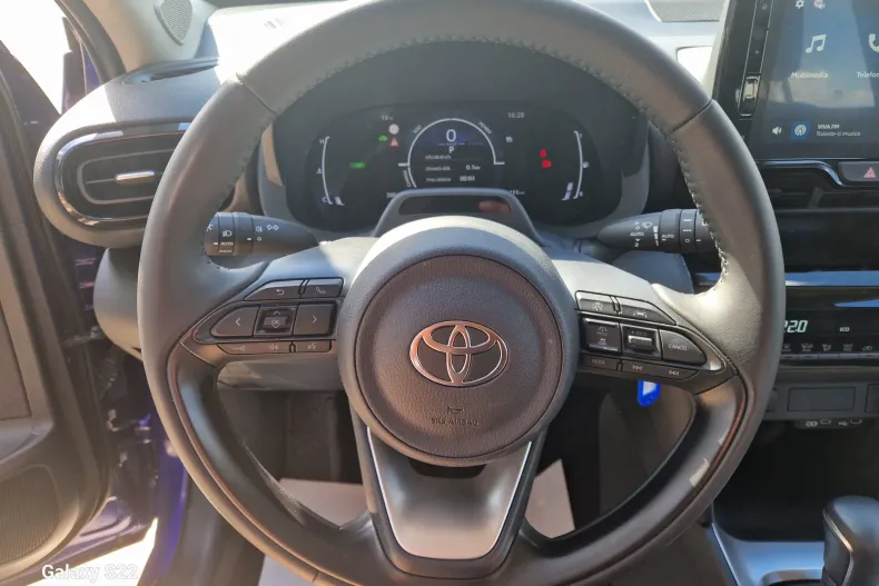 Toyota Yaris Cross din 2026 cu 2.804 km - oferta TOY213473 - foto 12