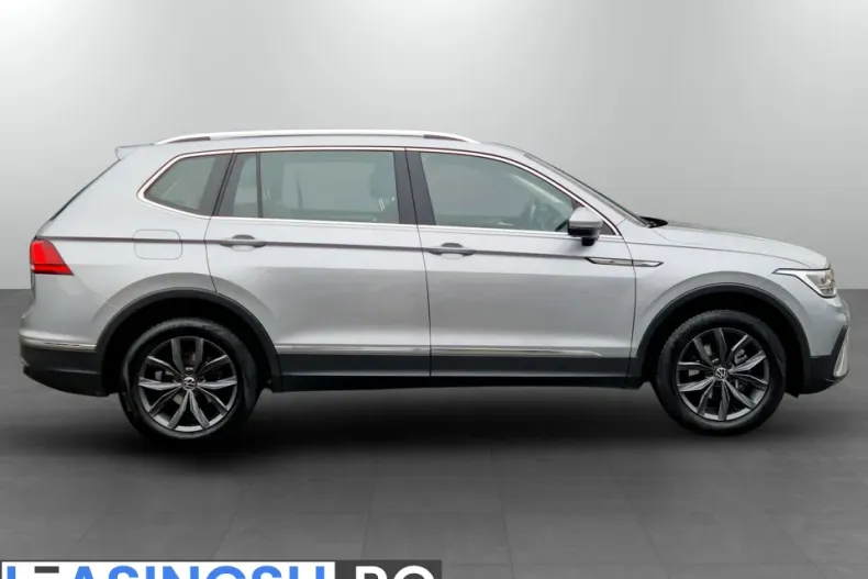 Volkswagen Tiguan din 2022 cu 50.367 km - oferta VOL213478 - foto 7