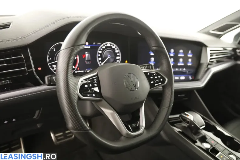 Volkswagen Touareg din 2022 cu 111.306 km - oferta VOL213480 - foto 13