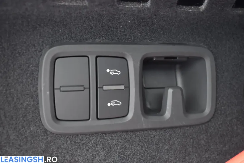 Audi Q8 din 2024 cu 3.000 km - oferta AUD213483 - foto 31
